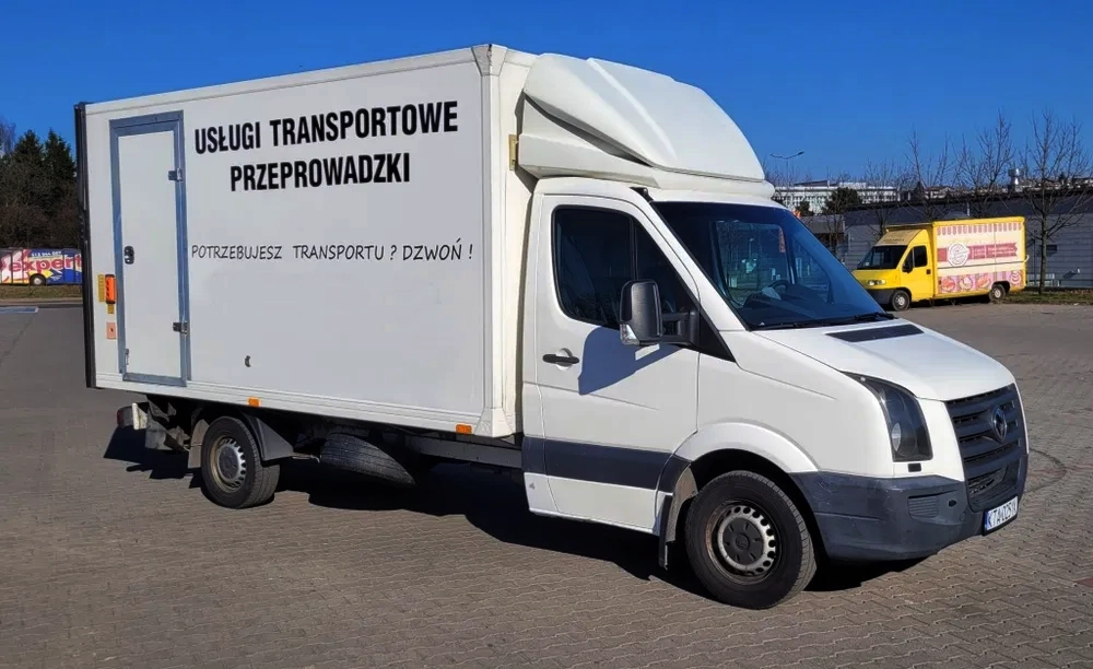 Transport mebli w Radzionkowie – auto z windą